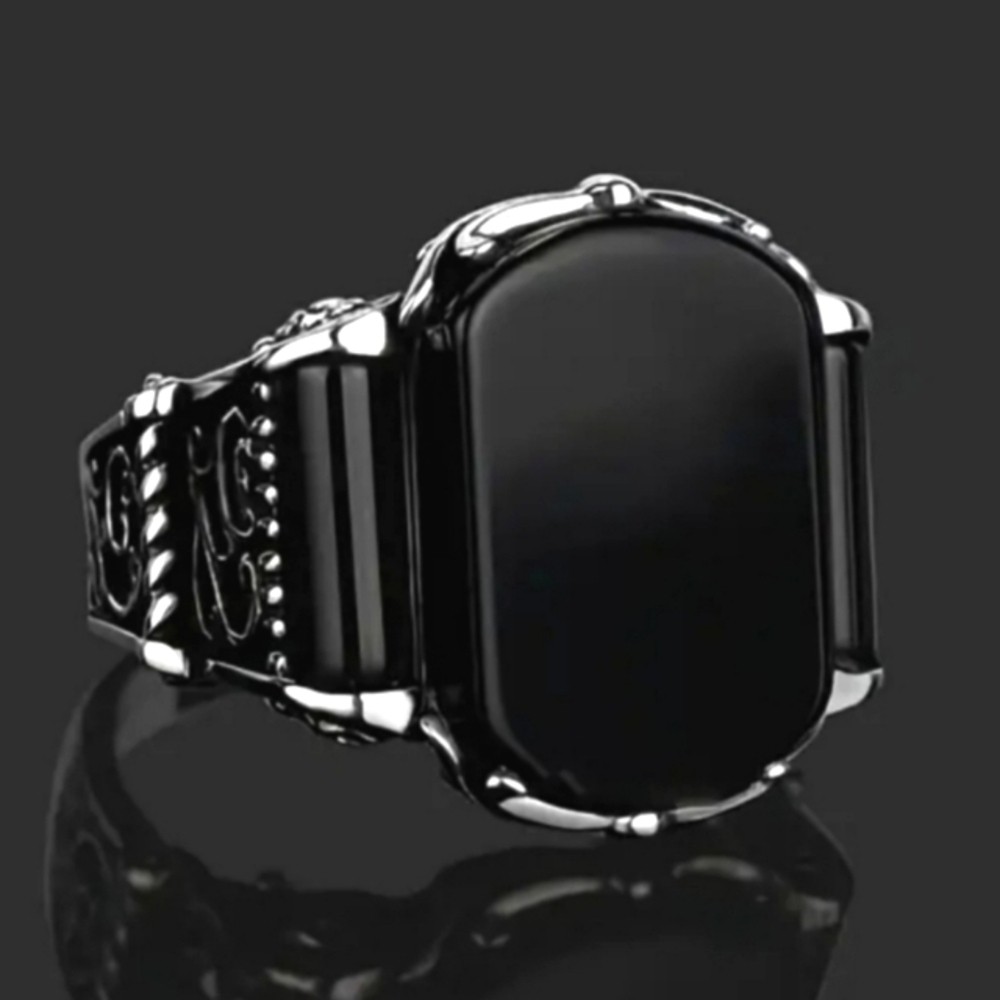 Black Onyx Men's Ring Sz 12